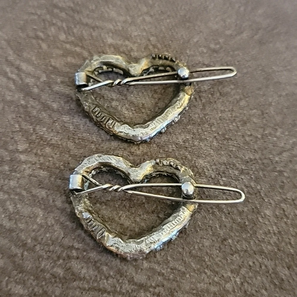 3/$30 Vtg Set of Two Metal Glitter Enamel Heart Coquette Barrettes